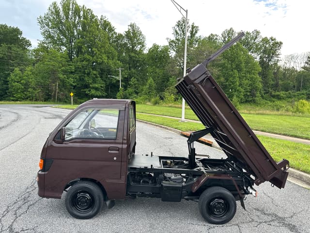 1995 Daihatsu Hijet JDM car for sale — photo 4 of 20
