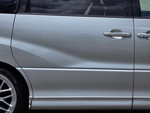 2000 Toyota Estima JDM car for sale — photo 8 of 25