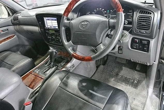 1998 Toyota Land Cruiser JDM car for sale — photo 4 of 5