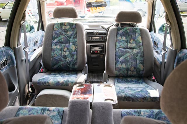 1999 Nissan Rnessa JDM car for sale — photo 11 of 15