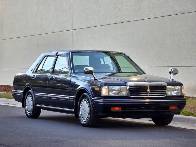 1999 Nissan Cedric JDM car for sale — photo 2 of 25