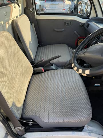 2000 Daihatsu Hijet JDM car for sale — photo 6 of 11