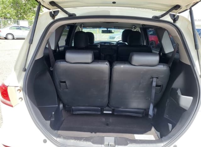 2010 Honda Odyssey JDM car for sale — photo 16 of 16