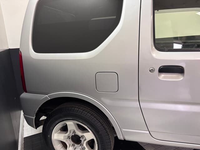 2000 Suzuki Jimny JDM car for sale — photo 5 of 25