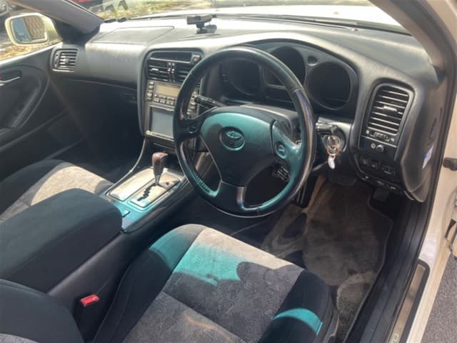1997 Toyota Aristo JDM car for sale — photo 10 of 17