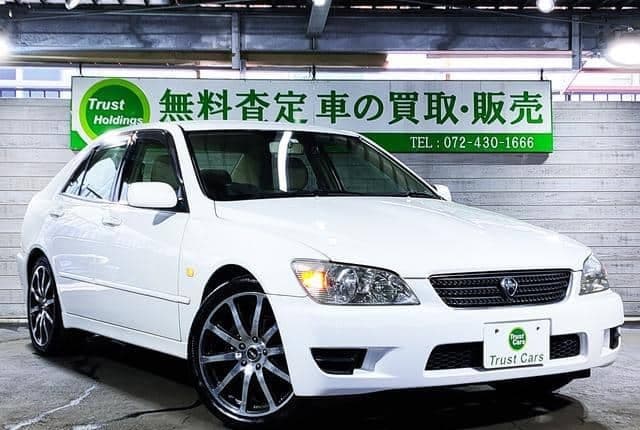 2002 Toyota Altezza JDM car for sale — photo 3 of 24