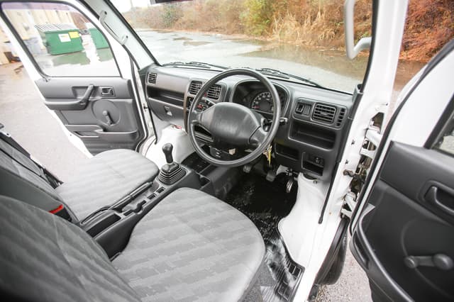 2011 Suzuki Carry JDM car for sale — photo 2 of 6