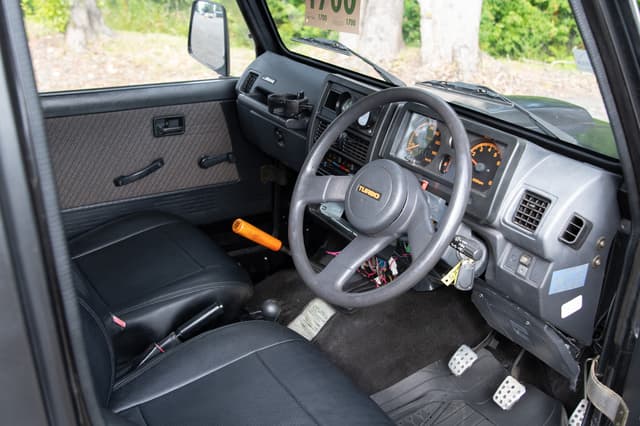 1992 Suzuki Jimny JDM car for sale — photo 9 of 14