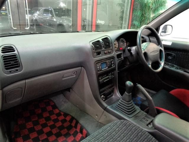 1995 Mitsubishi Galant JDM car for sale — photo 20 of 25