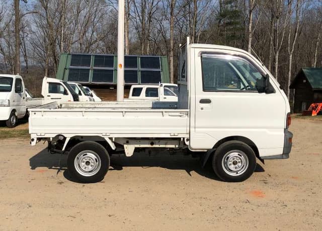 1998 Mitsubishi Minicab JDM car for sale — photo 5 of 25