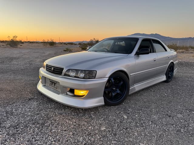 1997 Toyota Chaser JDM car for sale — photo 2 of 11