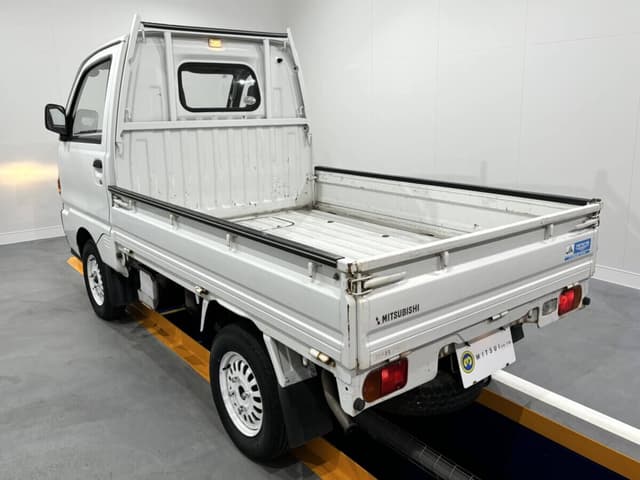 1995 Mitsubishi Minicab JDM car for sale — photo 3 of 25