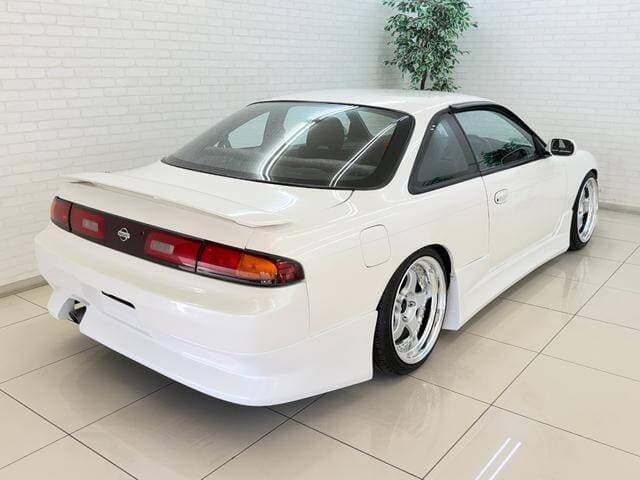 1993 Nissan Silvia JDM car for sale — photo 3 of 18