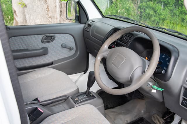 2001 Suzuki Carry JDM car for sale — photo 9 of 14