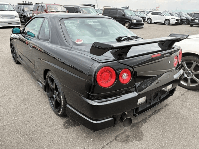 1998 Nissan Skyline JDM car for sale — photo 2 of 8