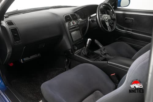 1993 Nissan Skyline JDM car for sale — photo 8 of 11