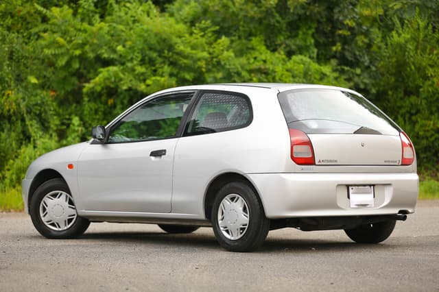 1996 Mitsubishi Mirage JDM car for sale — photo 3 of 25