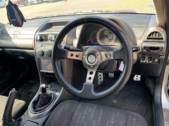 1999 Toyota Altezza JDM car for sale — photo 7 of 12