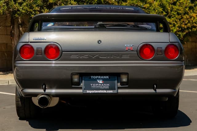 1991 Nissan Skyline JDM car for sale — photo 9 of 25