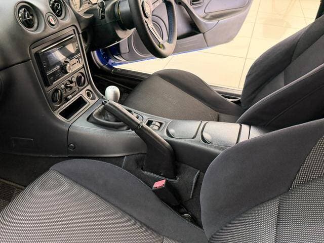 2000 Mazda Roadster (Eunos Roadster / MX-5) JDM car for sale — photo 10 of 17