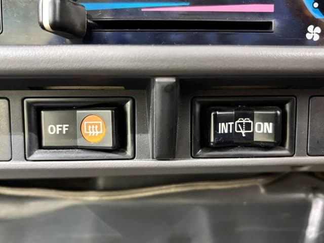1991 Toyota Land Cruiser Prado JDM car for sale — photo 17 of 25