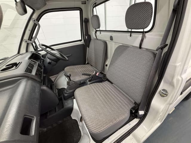 2001 Daihatsu Hijet JDM car for sale — photo 11 of 25