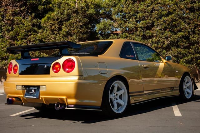 1998 Nissan Skyline JDM car for sale — photo 11 of 25
