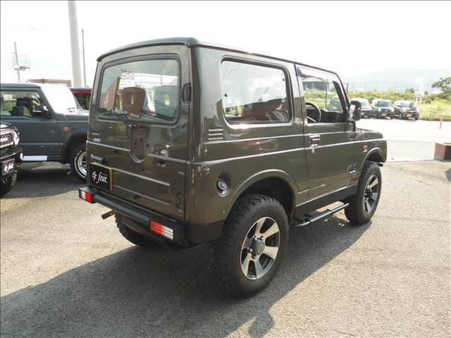 1996 Suzuki Jimny JDM car for sale — photo 2 of 13