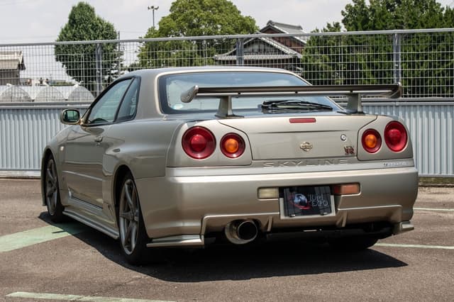 2001 Nissan Skyline JDM car for sale — photo 5 of 25