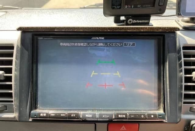 2011 Toyota HiAce JDM car for sale — photo 17 of 19