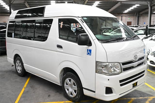 2012 Toyota HiAce JDM car for sale — photo 16 of 25