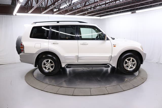 2000 Mitsubishi Pajero JDM car for sale — photo 8 of 25