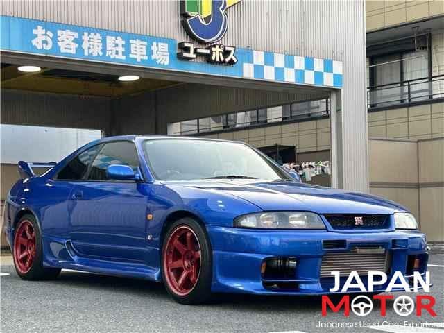 1995 Nissan Skyline JDM car for sale — photo 2 of 12