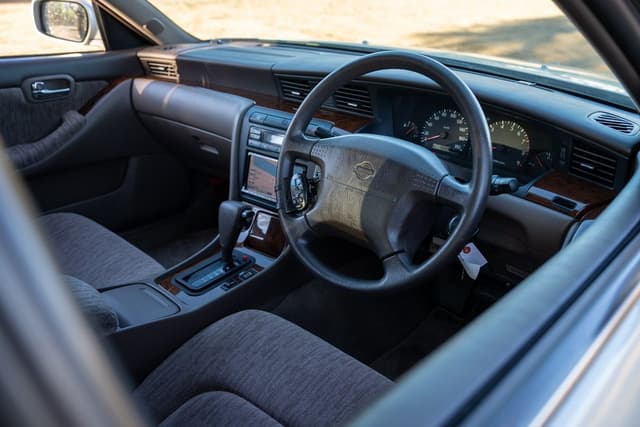 1994 Nissan Laurel JDM car for sale — photo 11 of 16