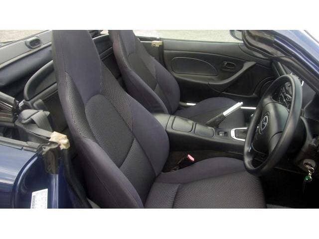 2001 Mazda Roadster (Eunos Roadster / MX-5) JDM car for sale — photo 6 of 20