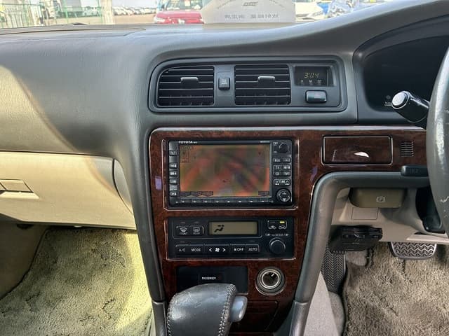 1999 Toyota Mark II JDM car for sale — photo 6 of 8