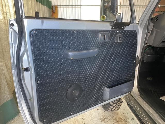 1986 Toyota Land Cruiser JDM car for sale — photo 11 of 25