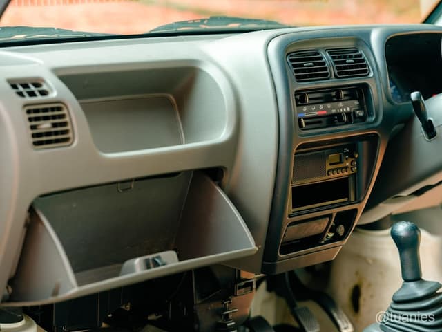 1999 Suzuki Carry JDM car for sale — photo 11 of 24