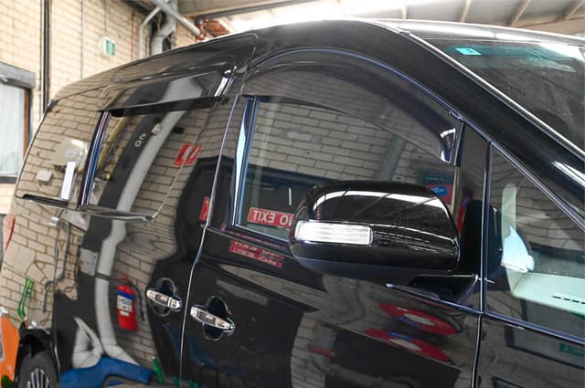 2012 Toyota Alphard JDM car for sale — photo 3 of 24