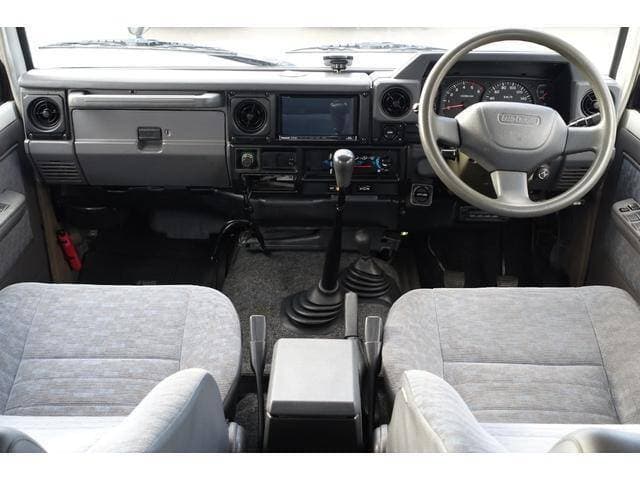 2000 Toyota Land Cruiser JDM car for sale — photo 14 of 19