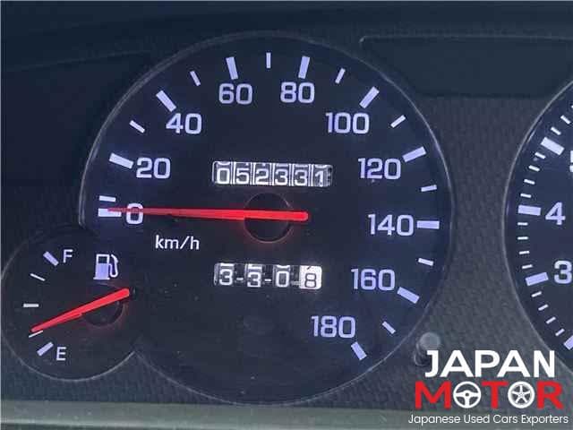 1995 Nissan Skyline JDM car for sale — photo 13 of 15