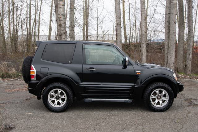 2000 Mitsubishi Pajero JDM car for sale — photo 7 of 15