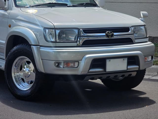 2001 Toyota Hilux Surf JDM car for sale — photo 13 of 25