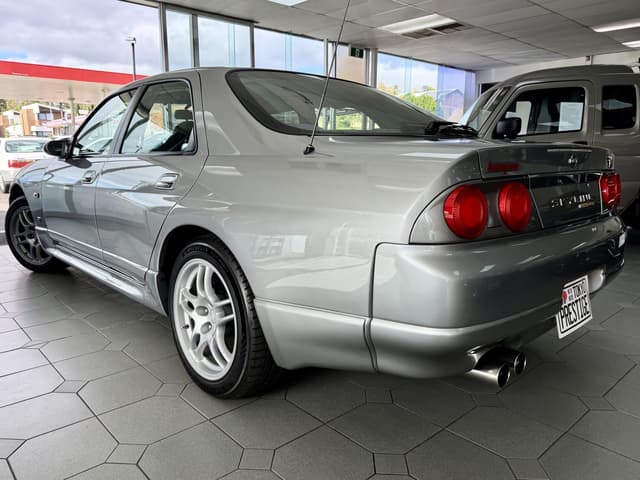 1998 Nissan Skyline JDM car for sale — photo 3 of 5