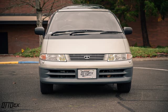 1995 Toyota Estima JDM car for sale — photo 12 of 25