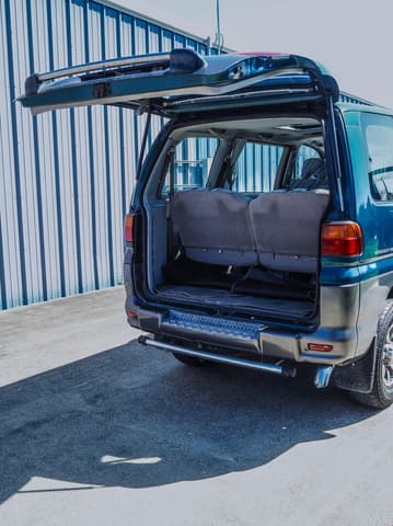 1997 Mitsubishi Delica JDM car for sale — photo 5 of 10