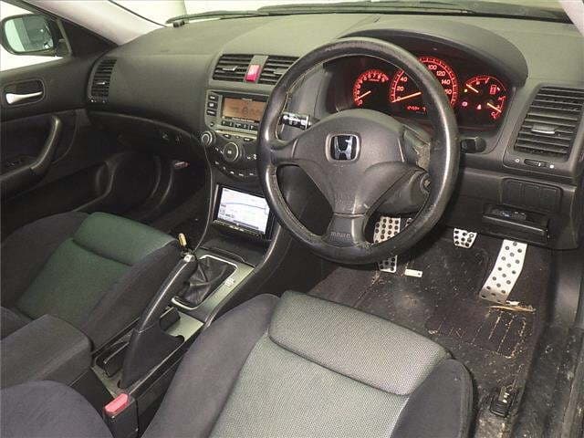 2007 Honda Accord JDM car for sale — photo 3 of 13
