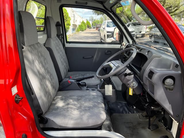 1995 Mitsubishi Minicab JDM car for sale — photo 12 of 18