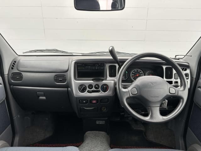2001 Daihatsu Atrai JDM car for sale — photo 10 of 25