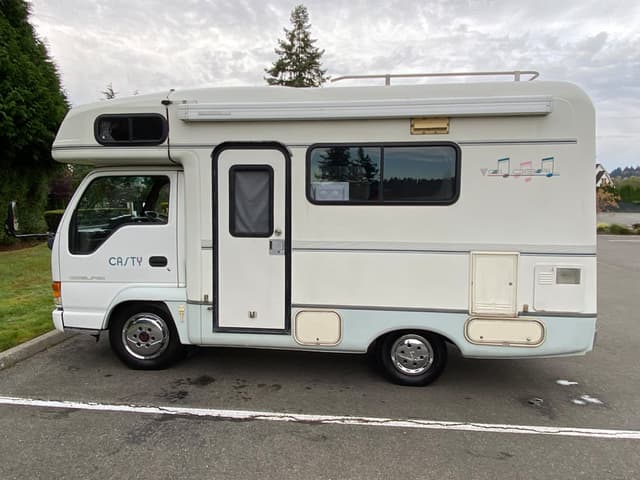 1996 Isuzu Elf JDM car for sale — photo 7 of 25